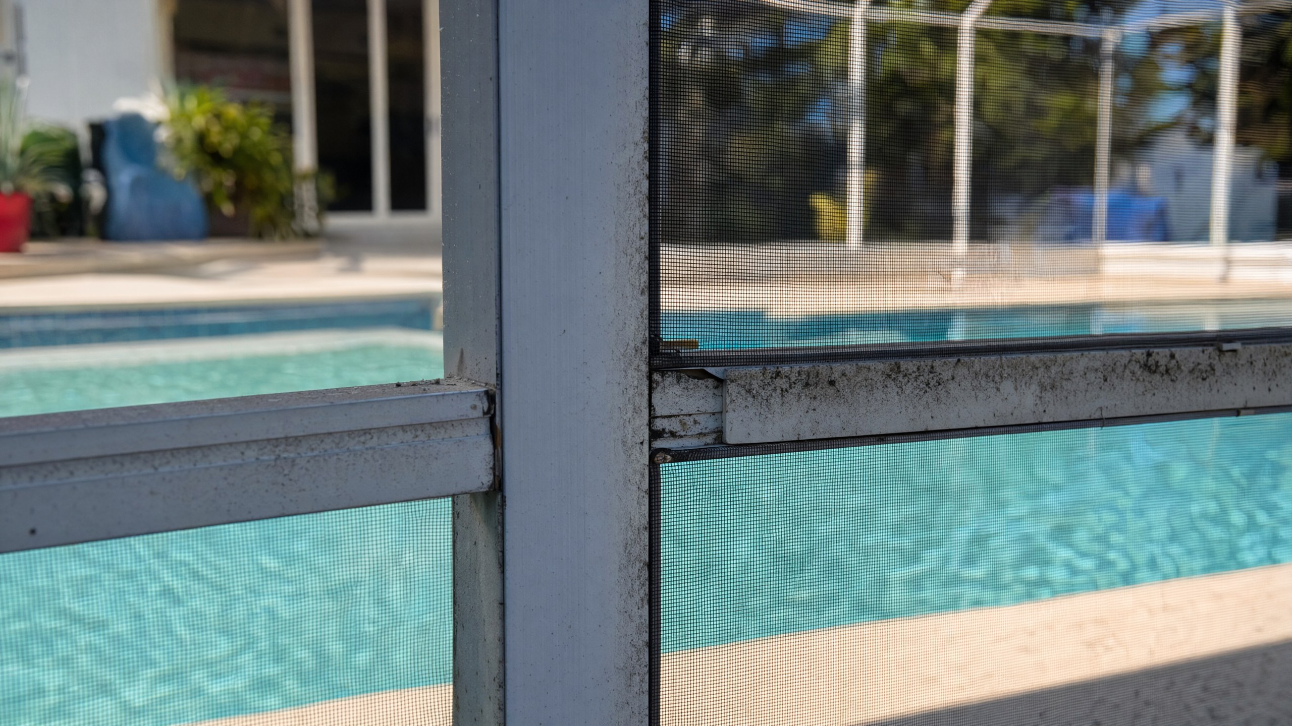 What Most Pool Cage Contractors Miss During an Inspection (And Why It Matters) — Screening DunRite