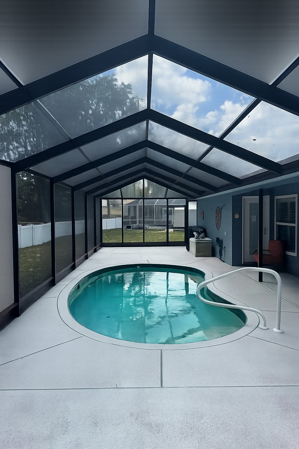 Pool Cage Rescreening — Screening DunRite project photo